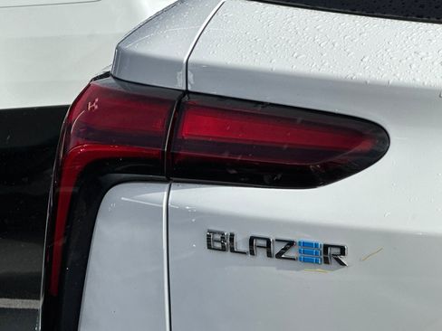 Used 2026 Chevrolet Blazer EV LT image 44