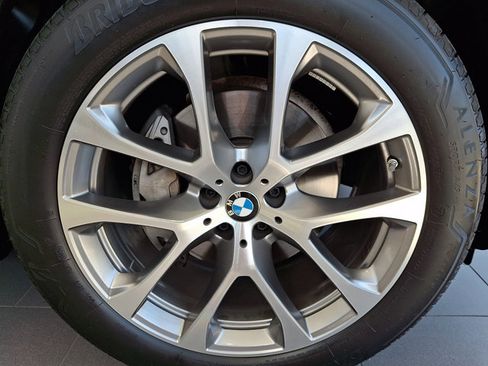 Certified 2024 BMW X5 xDrive40i w/ Premium Package AWD/4WD image 7