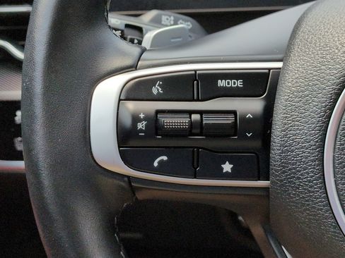 Certified 2025 Kia Sportage SX Prestige AWD/4WD image 32