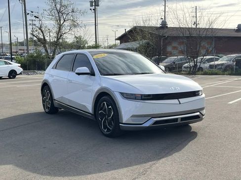 Used 2024 Hyundai Ioniq 5 Limited image 3
