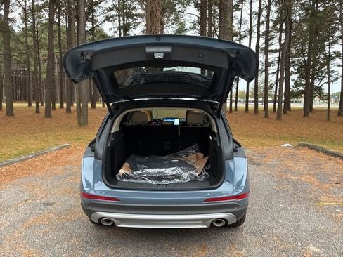 New 2026 Lincoln Corsair Premiere image 18