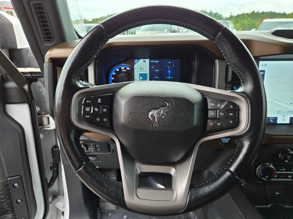 Used 2023 Ford Bronco Outer Banks AWD/4WD image 16
