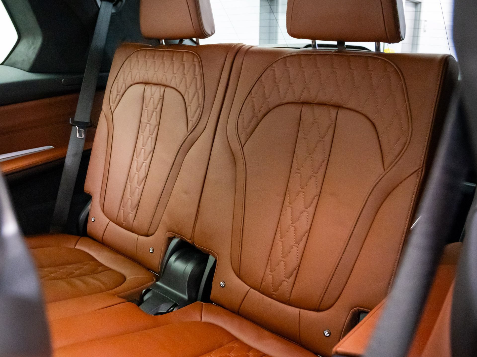 Used 2024 BMW ALPINA XB7 AWD/4WD image 20