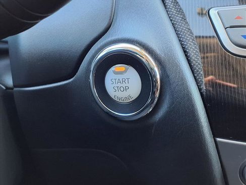 Used 2019 INFINITI QX60 Luxe w/ Essential Package image 12