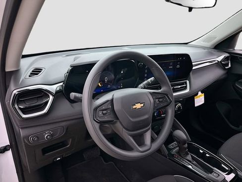New 2026 Chevrolet TrailBlazer LT FWD image 13