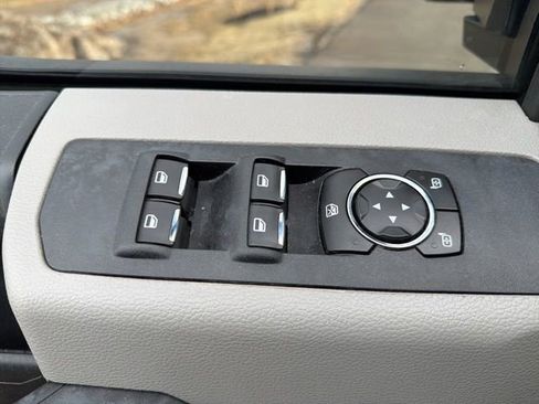 Used 2019 Ford F250 XL w/ STX Appearance Package image 26