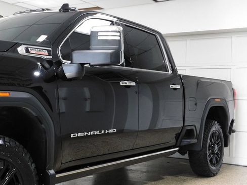 Used 2021 GMC Sierra 3500 Denali w/ Denali Ultimate Package AWD/4WD image 17