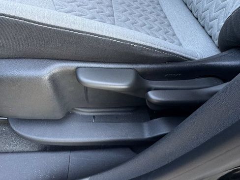 Used 2024 Chevrolet Equinox LS w/ Driver Confidence II Package FWD image 28