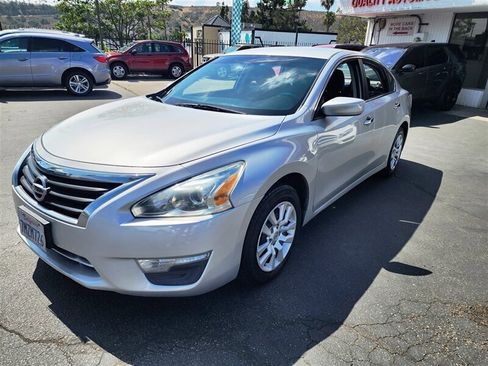 Used 2015 Nissan Altima 2.5 S w/ Power Driver Seat Package image 20