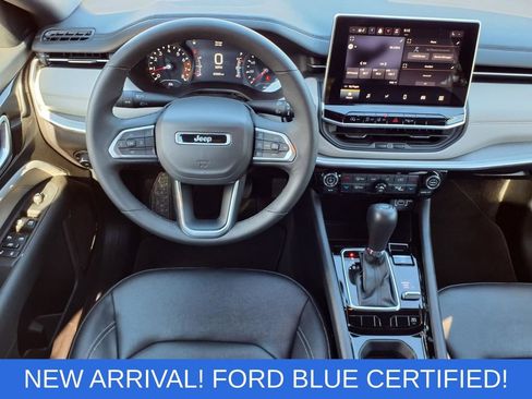 Used 2025 Jeep Compass Limited AWD/4WD image 6