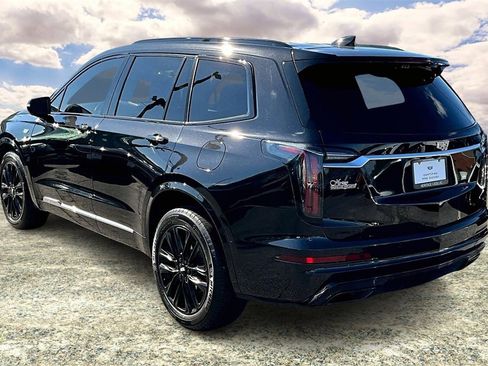 Certified 2023 Cadillac XT6 Sport w/ Platinum Package image 4