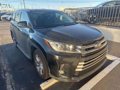 Used 2017 Toyota Highlander Limited