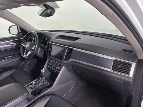 Used 2021 Volkswagen Atlas SE w/ Panoramic Sunroof Package AWD/4WD image 23