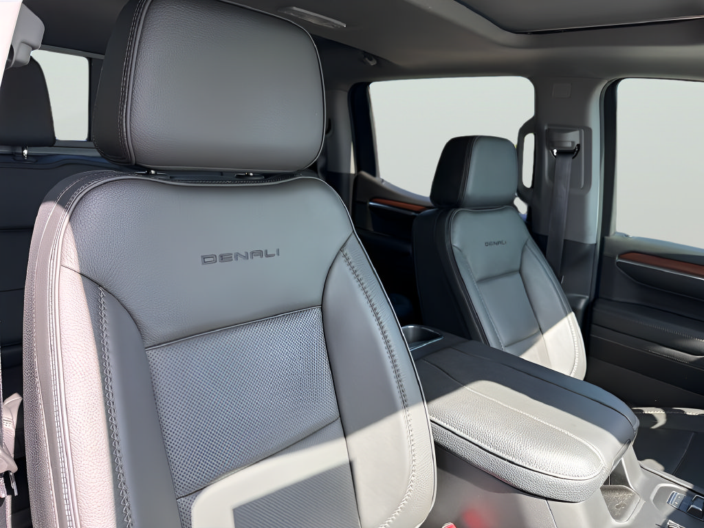 Used 2024 GMC Sierra 1500 Denali w/ Denali Reserve Package AWD/4WD image 39