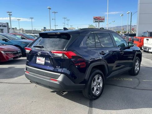Used 2025 Toyota RAV4 XLE AWD/4WD image 10