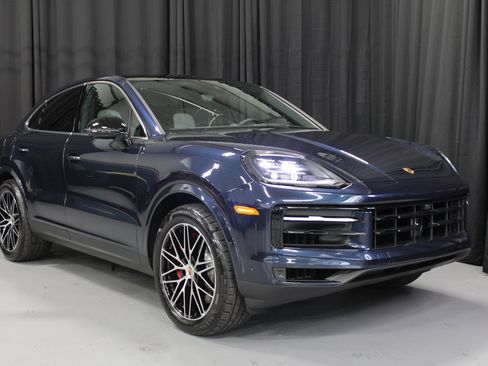 New 2026 Porsche Cayenne S image 9