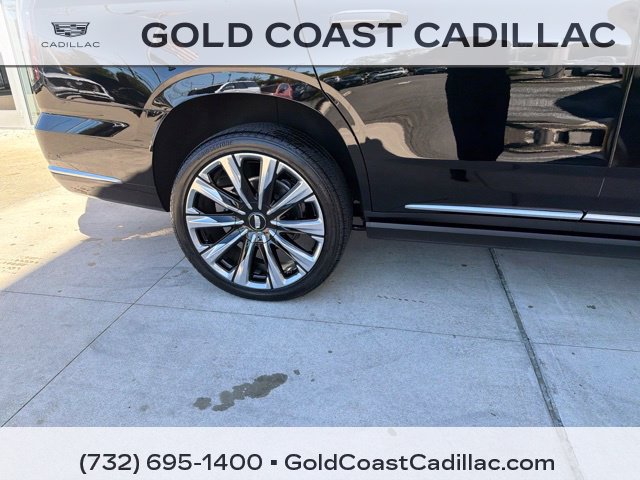 Certified 2026 Cadillac Escalade Luxury w/ Touring Package AWD/4WD image 6