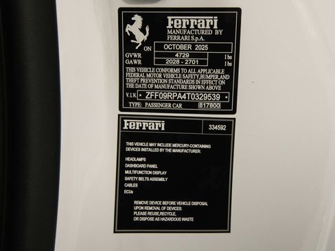 Certified 2026 Ferrari Roma Spider RWD image 39