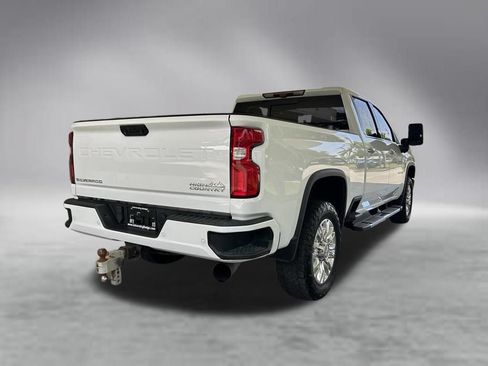 Used 2021 Chevrolet Silverado 2500 High Country w/ Z71 Off-Road Package AWD/4WD image 3