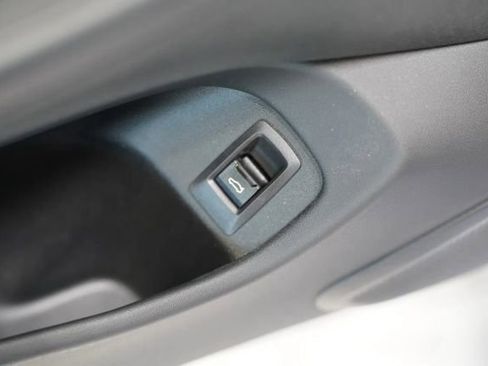 Used 2025 BMW M5 w/ Carbon Package AWD/4WD image 27