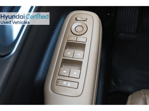 Certified 2025 Hyundai Santa Fe Limited image 24