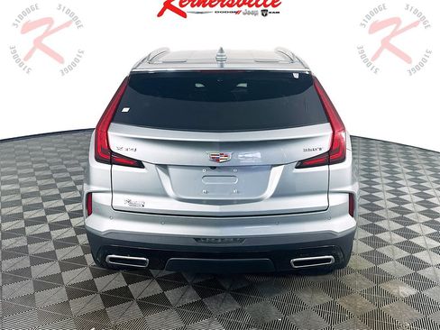 Used 2024 Cadillac XT4 Premium Luxury image 6