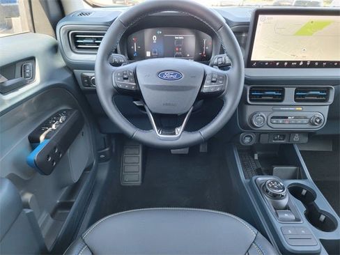 New 2025 Ford Maverick Lobo image 30