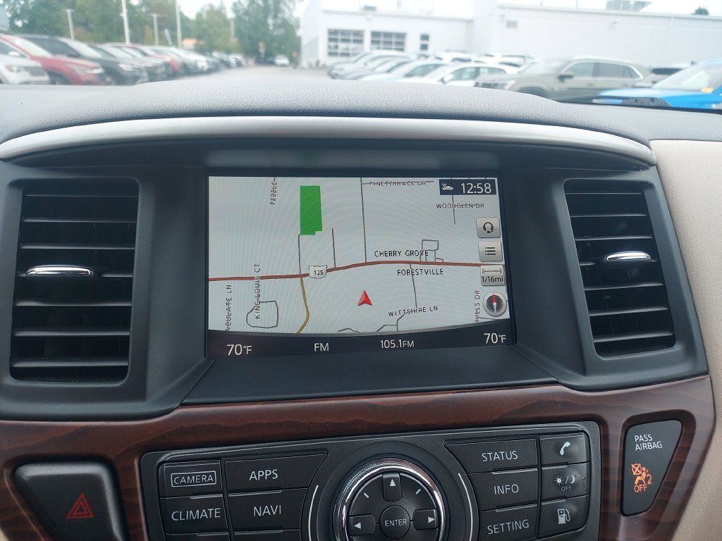 Used 2020 Nissan Pathfinder Platinum AWD/4WD image 15