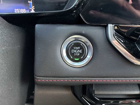 Used 2023 Chevrolet Colorado Z71 image 16