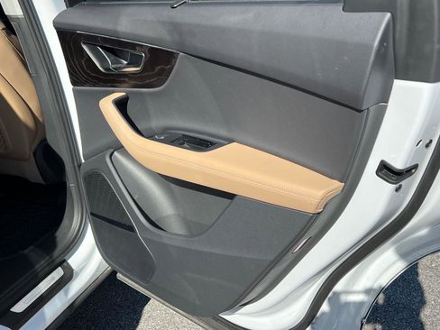 Certified 2025 Audi Q7 3.0T Premium Plus w/ Premium Plus Package image 16