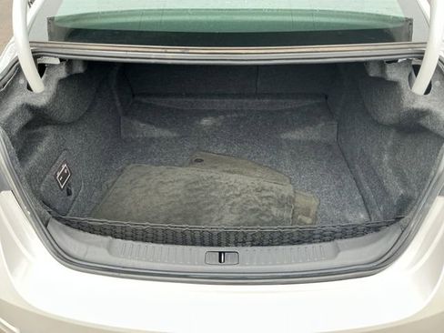 Used 2016 Chevrolet Malibu LTZ FWD image 22