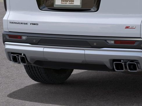 New 2026 Chevrolet Traverse Z71 w/ Enhanced Driving Package image 14