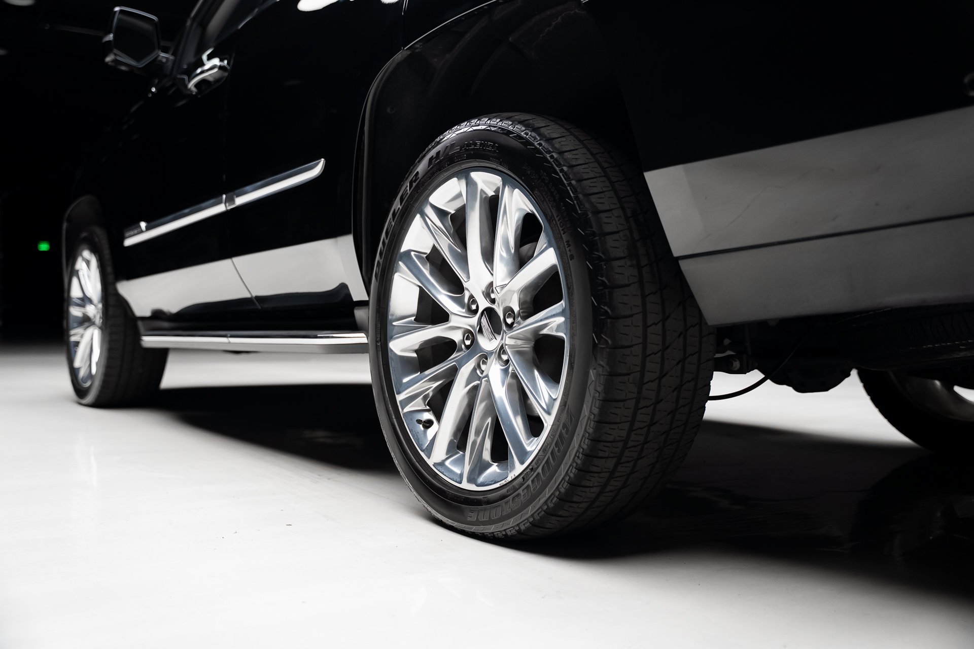 Used 2020 Cadillac Escalade Luxury RWD image 70