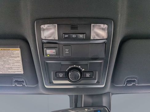 Used 2020 Toyota Tacoma TRD Off-Road w/ Technology Package AWD/4WD image 23