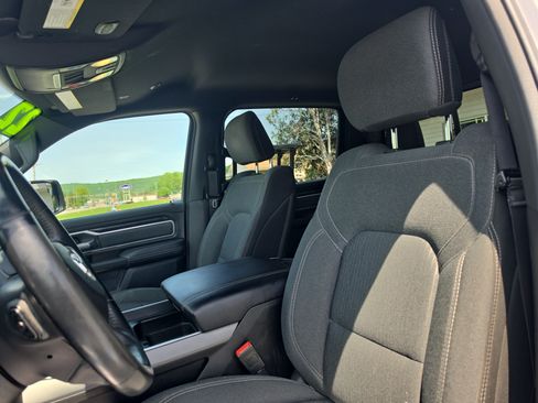 Used 2022 RAM 1500 Big Horn AWD/4WD image 12