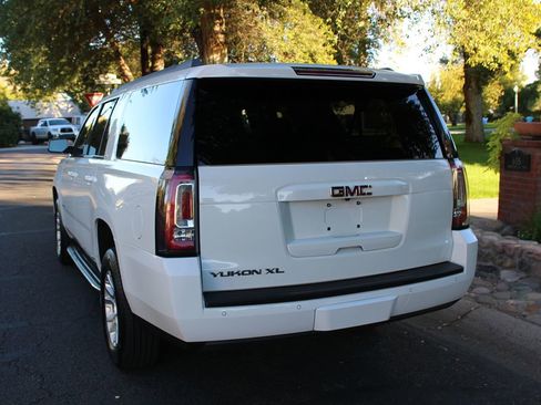 Used 2018 GMC Yukon XL SLT image 42