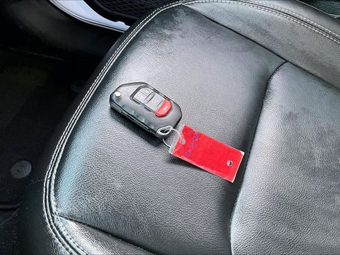 Used 2023 Jeep Wrangler Sahara w/ Cold Weather Group image 13