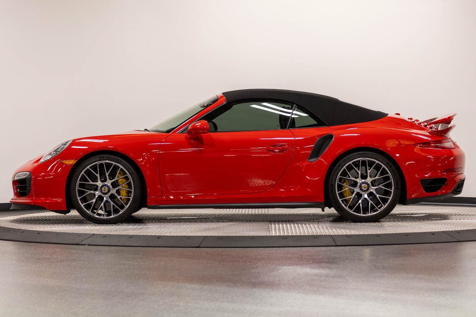Used 2015 Porsche 911 Turbo S AWD/4WD image 30