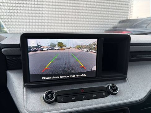 Used 2023 Ford Maverick XLT FWD image 12