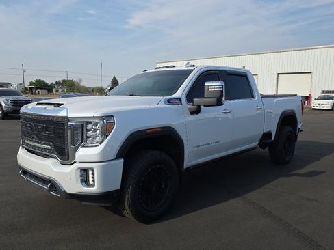 Used 2020 GMC Sierra 2500 Denali w/ Denali Ultimate Package AWD/4WD image 3