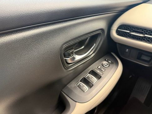 Used 2023 Honda HR-V EX-L image 19