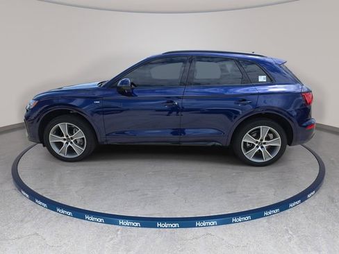 Used 2025 Audi Q5 2.0T Premium w/ Convenience Plus Package AWD/4WD image 9