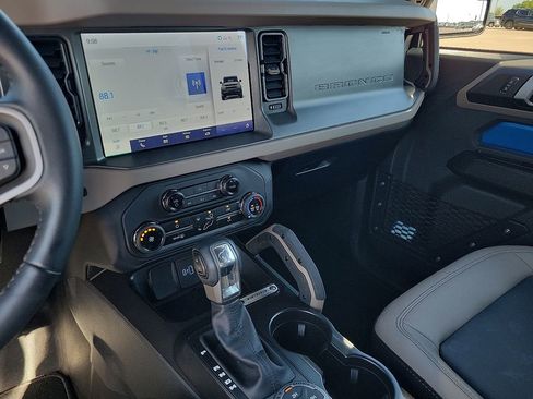 Used 2024 Ford Bronco Big Bend image 20