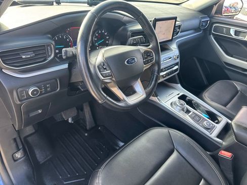 Used 2020 Ford Explorer XLT w/ Equipment Group 202A image 17