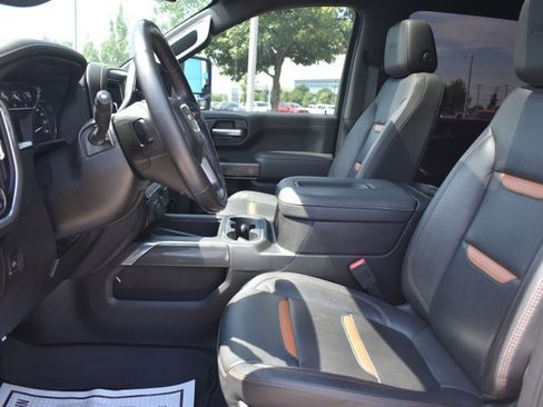Used 2022 GMC Sierra 2500 AT4 w/ AT4 Preferred Package AWD/4WD image 17
