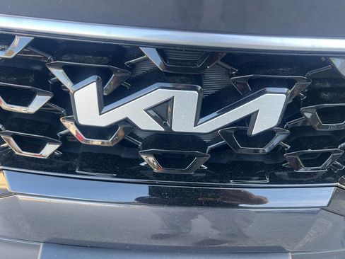 Used 2022 Kia Sorento EX w/ Panoramic Sunroof Package AWD/4WD image 31
