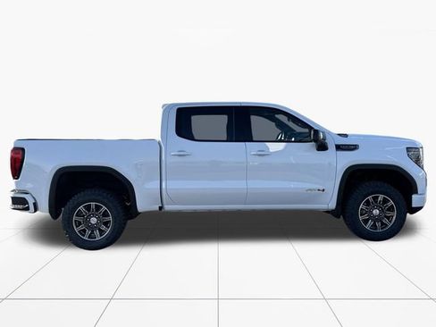 Used 2024 GMC Sierra 1500 AT4 w/ Technology Package AWD/4WD image 7