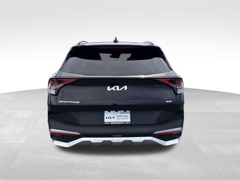 Certified 2023 Kia Sportage EX w/ EX Premium Package AWD/4WD image 8