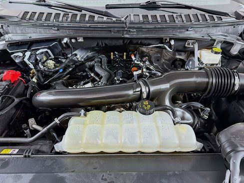 Used 2024 Ford Expedition Limited image 22