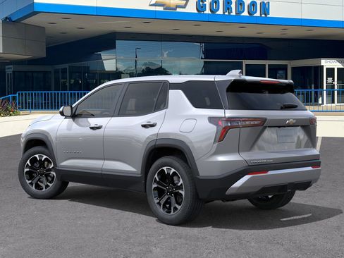 New 2026 Chevrolet Equinox LT w/ Convenience Package II image 3